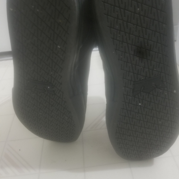 Brand new supra high tops comes with laces - Picture 3 of 3